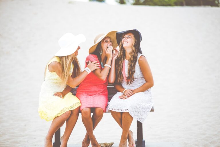 Photo Friendship circle