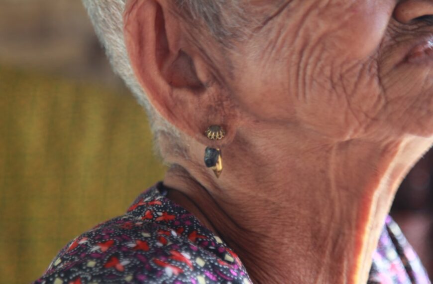 Photo Listening ear